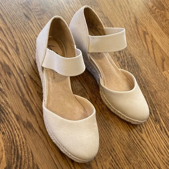 Life Stride Women's Kaylee size 8 Off white/Ecru Espadrilles - Picture 13 of 13